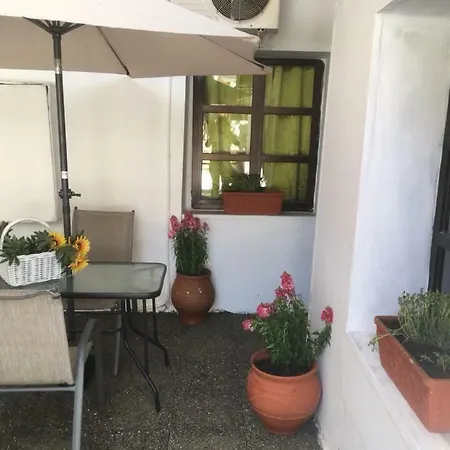 Jimmy's Studio Apartment Nea Michaniona